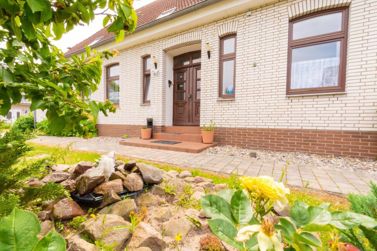 Ostsee Ferienwohnung Hummelhus Steinbeck Exteriör bild