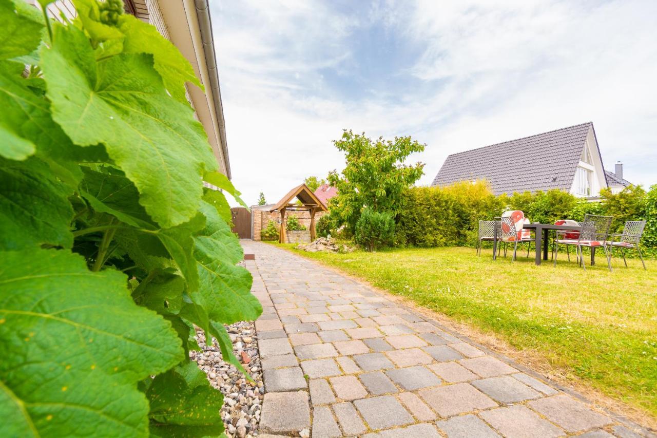 Ostsee Ferienwohnung Hummelhus Steinbeck Exteriör bild